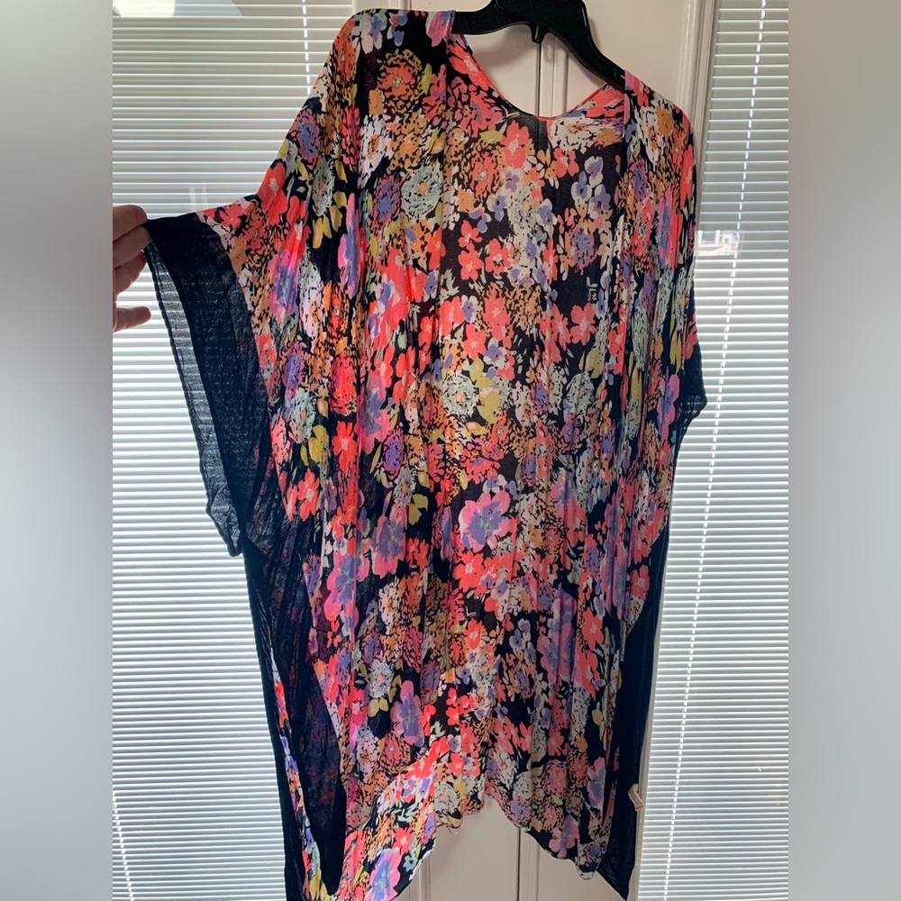 Macchia di Ruggine Floral Kimono | Beautiful Colors | One-Size